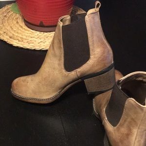 Tan Boots 8.5